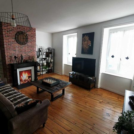Bel Appartement De 1 A 7 Personnes Ambert Exterior foto